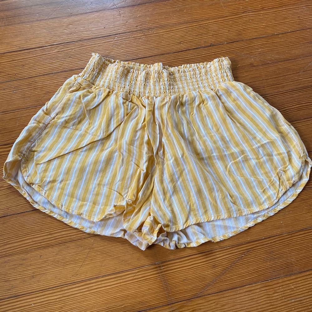 Hollister Flowy Shorts
